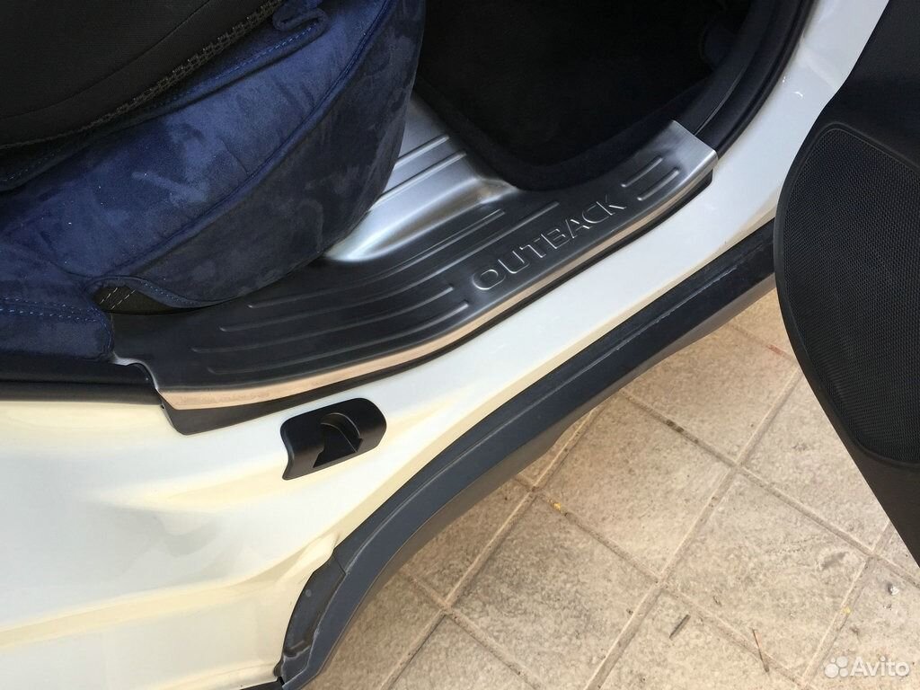 Накладки на внутренние пороги (нерж.) на Subaru Ou