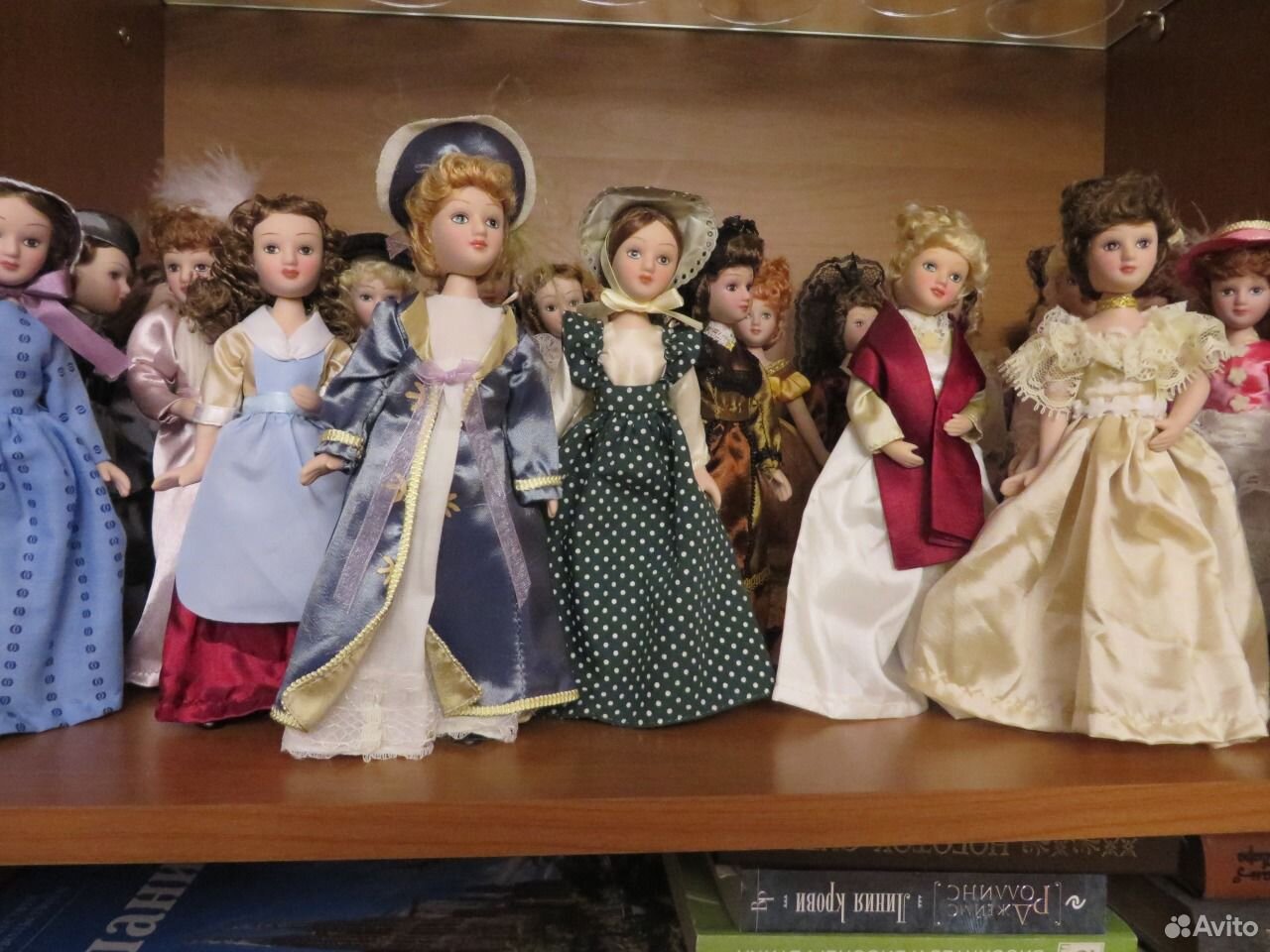Купить куклы эпох. Фарфоровые куклы дамы эпохи. Фарфоровые куклы коллекционные дамы эпохи. Фарфоровые куклы из журнала дамы эпохи.