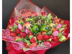 Букет из фруктов ягод цветов/ фруктовый букет