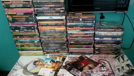 DVD диски 150 штук (фильмы, мультики, музыка)
