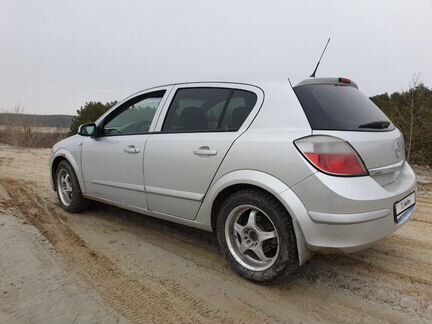Opel Astra 1.8 МТ, 2004, 240 000 км