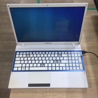 Ноутбук SAMSUNG NP300V5A