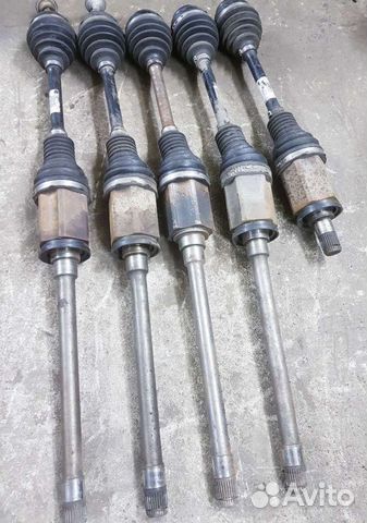 Мало б.у привод полуось передняя правая MW F02 F10