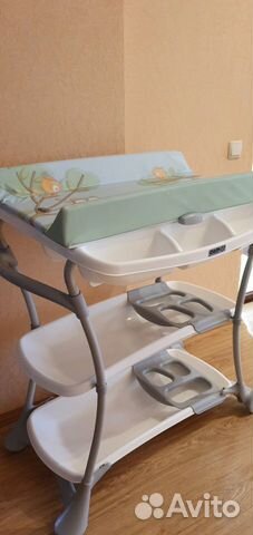 Пеленальный столик с ванночкой