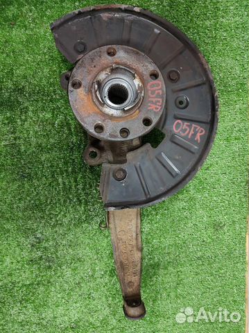 Кулак передний правый Audi Q7 (4LB) 2007