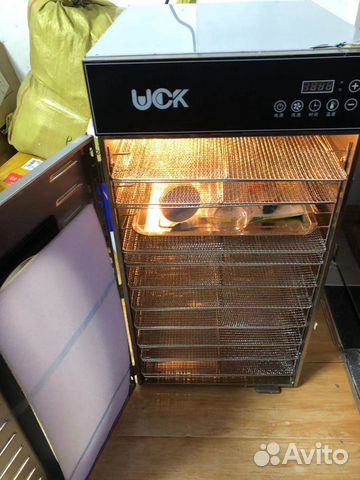 Дегидратор UCK 182 литров на 20 полок 1550 ват