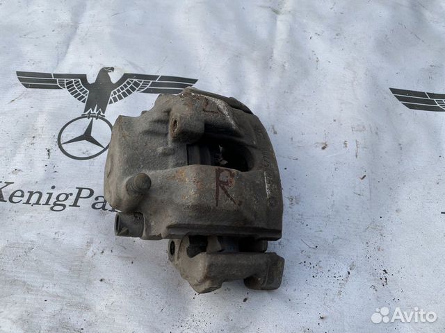 Суппорт передний правый mercedes w208 w202