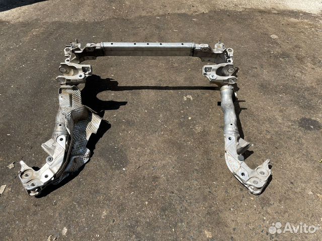 Подрамник Audi Q5 8R