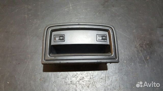 Задний ящик с кнопками Porsche Cayenne 955 M48.50