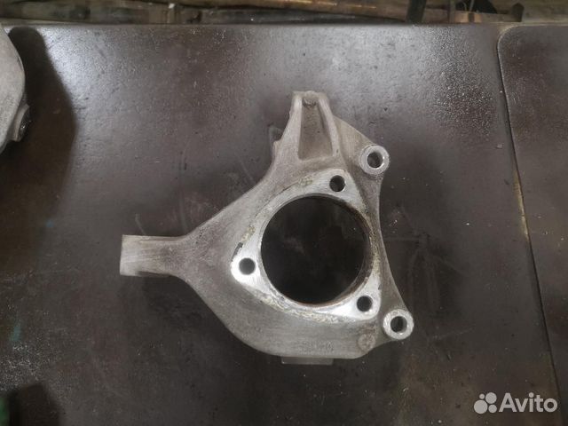 Кулак поворотный правый Антара Каптива, алюм