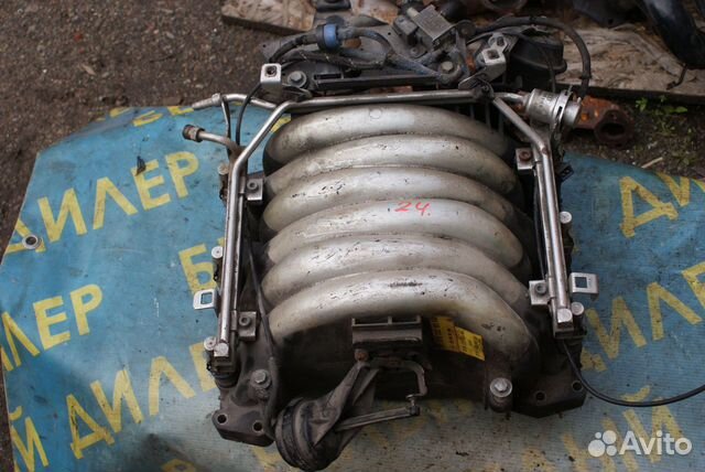 Впускной коллектор audi