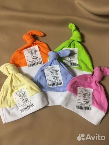 Шапочки, чепчики,царапки, носочки для новорожденны