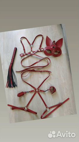 Гартеры с эффектом пуш-ап, наручники