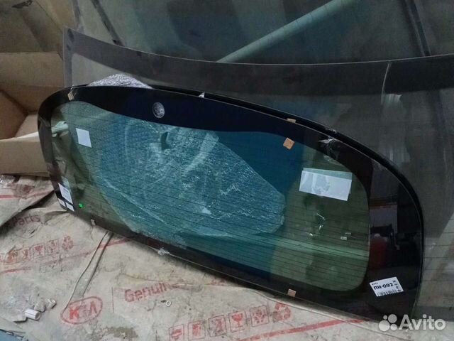 Стекло багажника Рено сандеро2, степвей2 с 2014