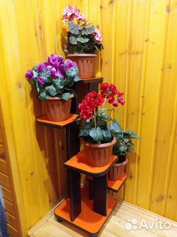 Подставка для цветов