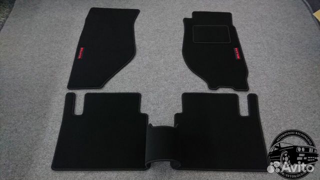 Автоковрики для Nissan Silvia S12, черные