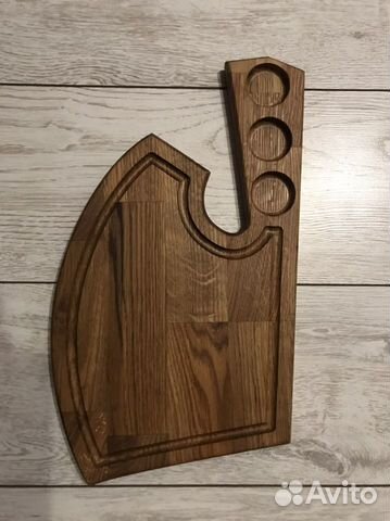 Доска разделочная в виде топора