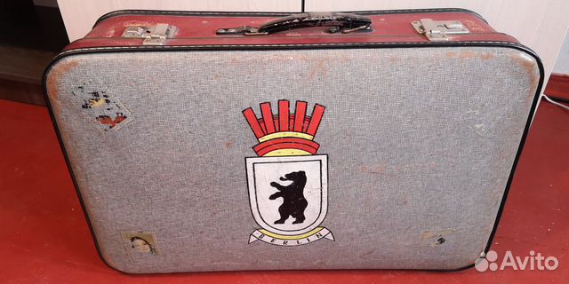 Ретро-чемодан пр-ва Германия с гербом Берлина