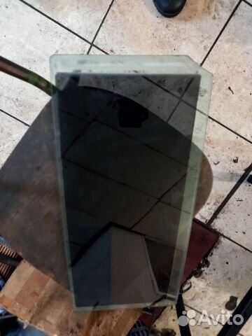 Стекло задней правой двери VW Touran