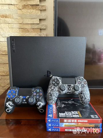 Sony playstation PS4 pro 1tb / 2 джойстика