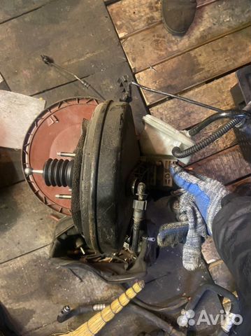 Вакуумник в сборе с гтц Peugeot 308