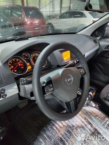 Руль Opel Astra H перетянутый на обмен