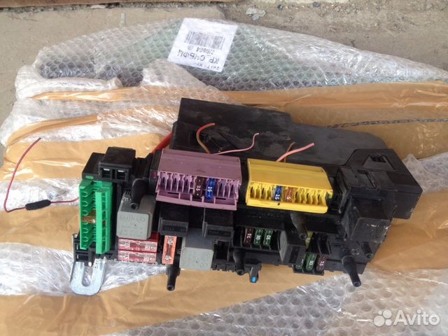 Блок управления SAM задний Мерседес W204 Блок управления SAM задний Мерседес W204