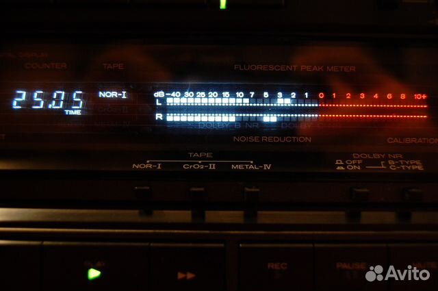 Hitachi D-909 Hitachi D-909