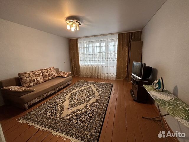 

1-к. квартира, 42 м², 2/2 эт.