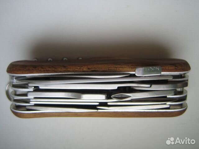 Нож перочинный Victorinox EvoWood S557 (новый)