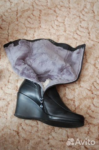 Продаются новые зимние сапоги из натуральной кожи Продаются новые зимние сапоги из натуральной кожи