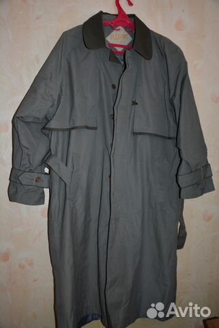 Плащи и куртки 60-62 размер