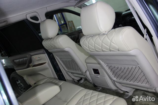 Салон Toyota Land Cruiser 100 Салон Toyota Land Cruiser 100