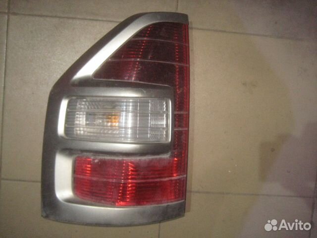 Фонарь задний левый Montero 3 MR548043