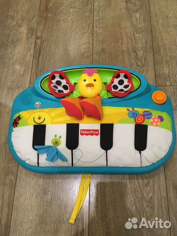 Развивающие игрушки Fisher Price, погремушки и пр
