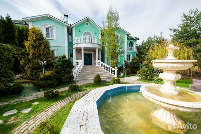 

10-к. и более коттедж, 1000 м²