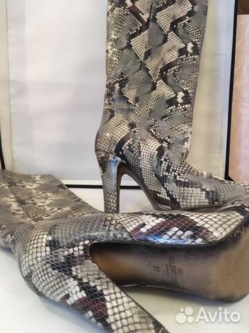 Сапоги Valentino. Кожа рептилии