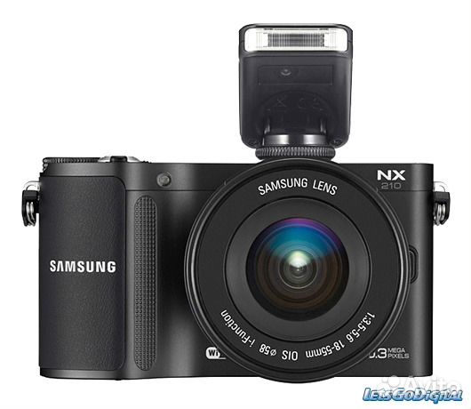 SAMSUNG nx210