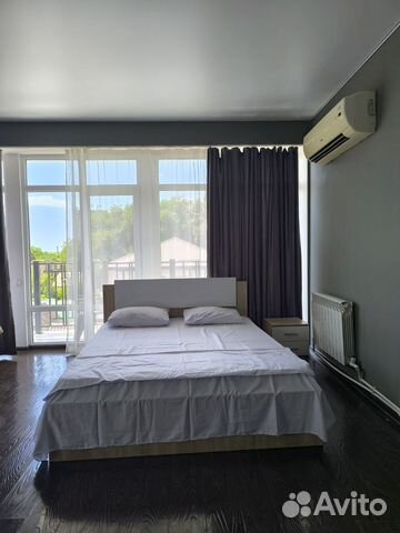 

Квартира-студия, 60 м², 3 кровати