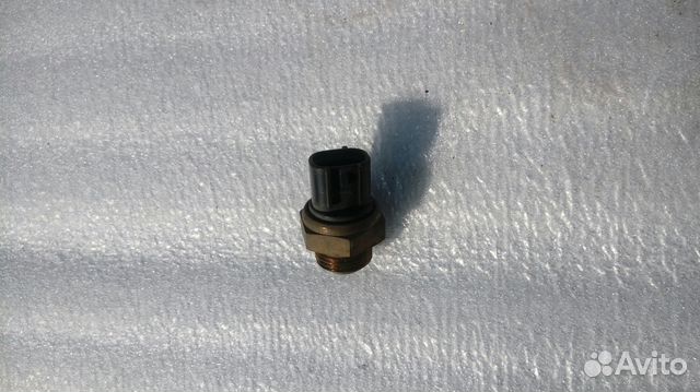 Suzuki GSX-R 750 K4 датчик температуры