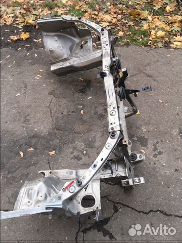 Телевизор панель передняя Тойота Авенсис Avensis