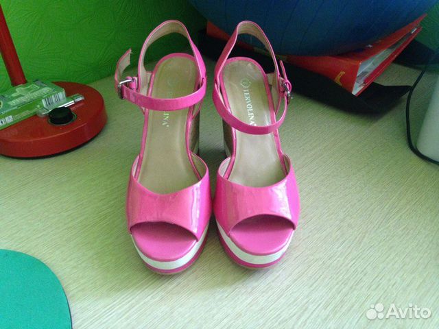 Босоножки розовые лак tervolina Босоножки розовые лак tervolina