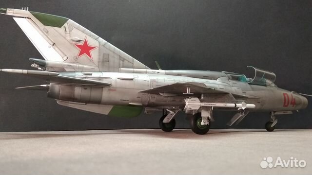 Модель самолёта миг-21 ум 1/32, мт, пфм