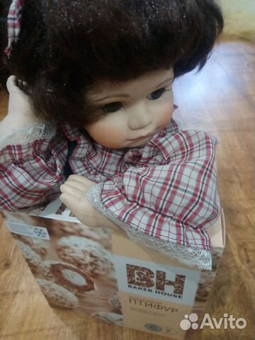 Продам куклы фарфоровые