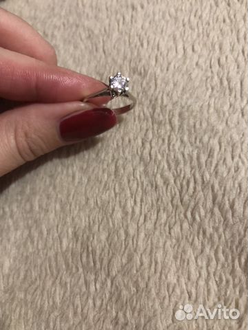 Серебряное кольцо с фианитом