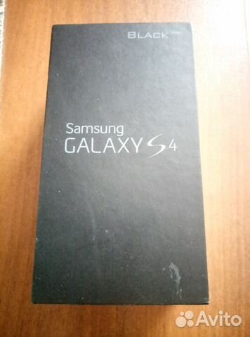 Коробка с чехлом SAMSUNG Galaxy s4 black edition