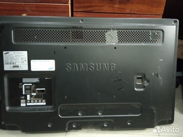 Samsung ue32f5300ak. Le26c450e1w не включается. разобрать телевизор самсунг. телевизор samsung внутренности. снятие задней крышки ноутбука.