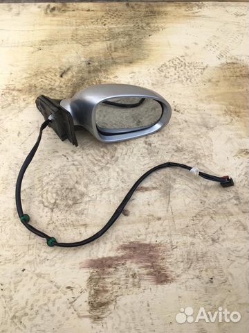 Зеркало боковое правое VW Jetta 5
