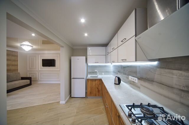 3-к квартира, 130 м², 1/10 эт.