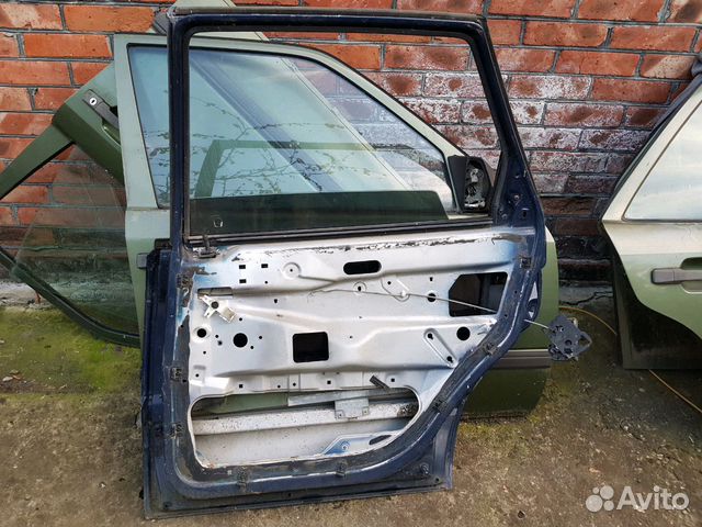 Дверь Volkswagen Passat B4 Дверь Volkswagen Passat B4